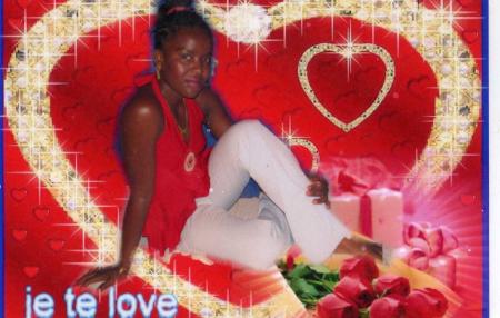 TOUJOUR ELLE